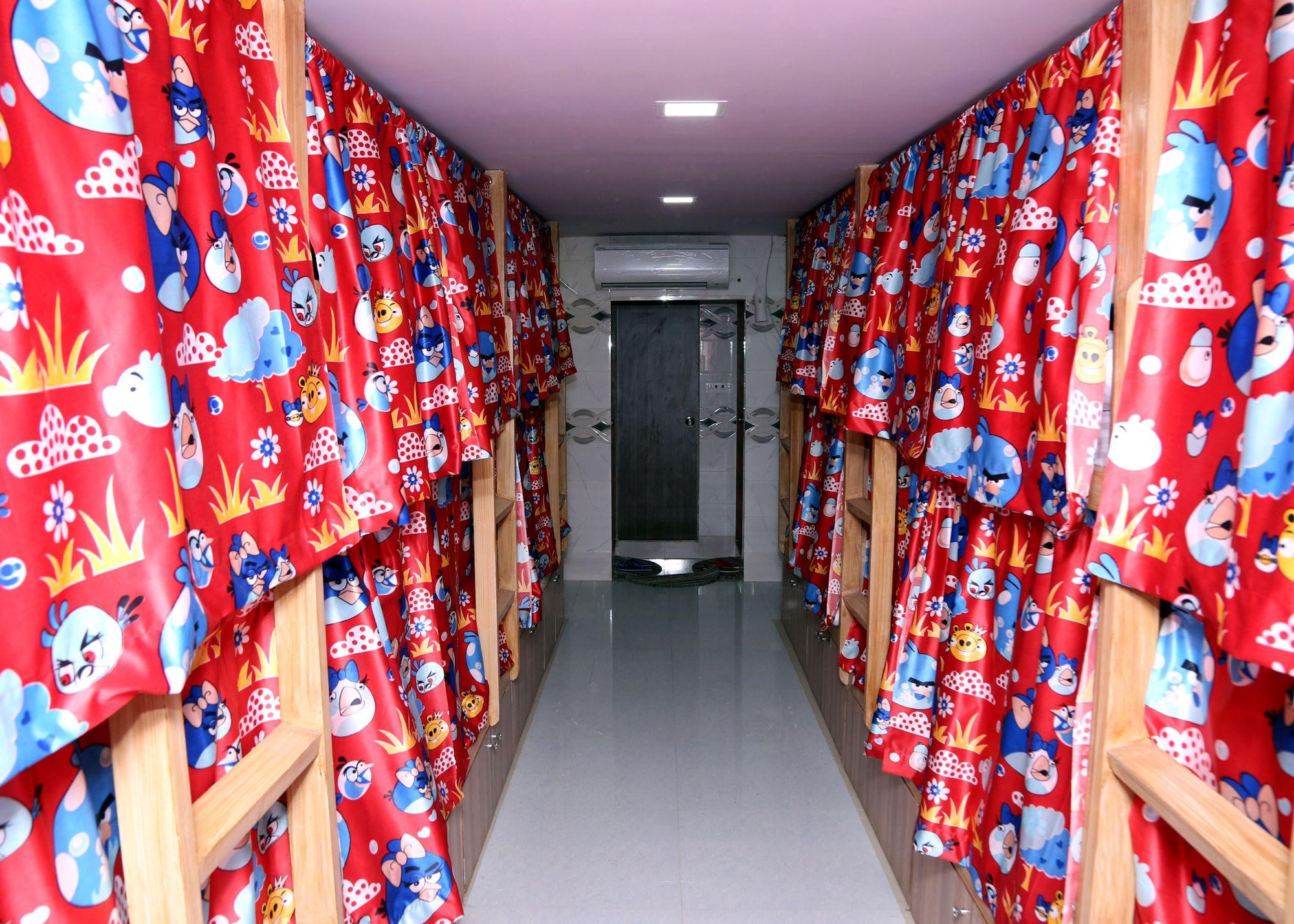 Delta Dormitory Bombaim Exterior foto